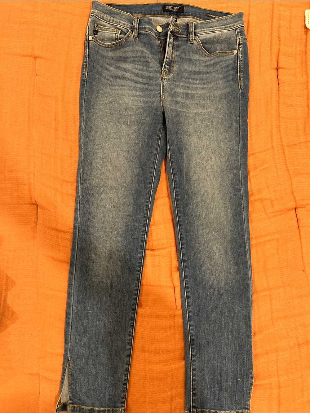Judy Blue Medium Wash Skinny Jeans in Blue